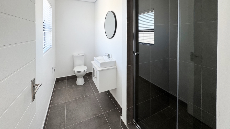 3 Bedroom Property for Sale in Viking Village Western Cape